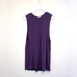 Urban Outfitters women’s top medium purple No Sleeve Knit shirt sweater soft